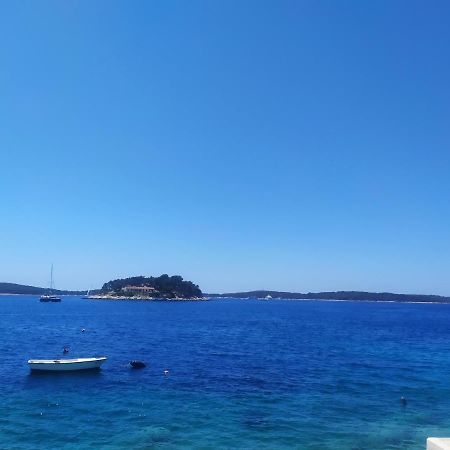 Apartment Petric Hvar Town Extérieur photo