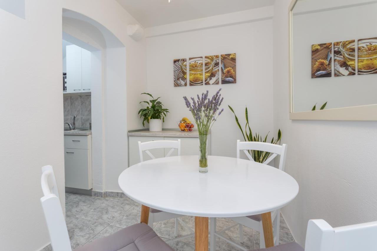 Apartment Petric Hvar Town Extérieur photo