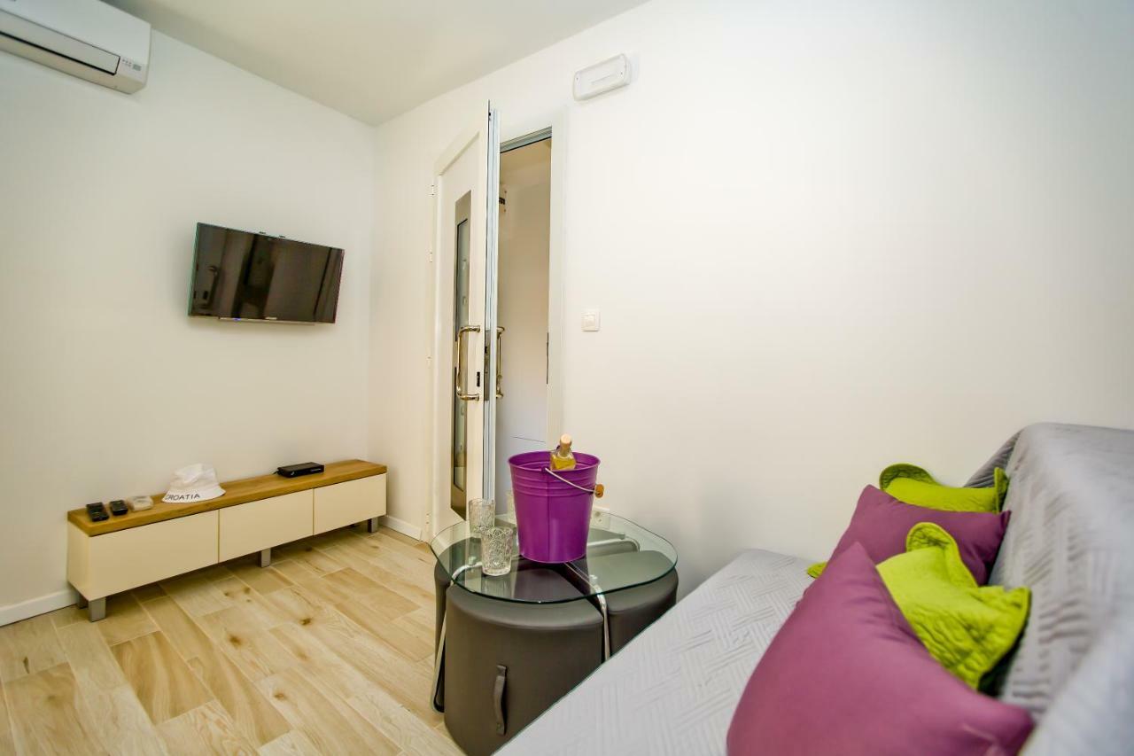 Apartment Petric Hvar Town Extérieur photo